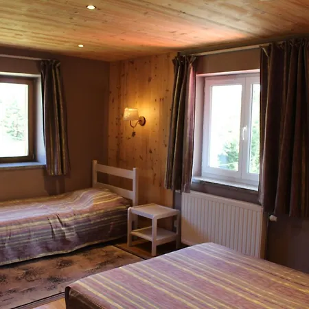 Gites Le Couchetat Apartment *